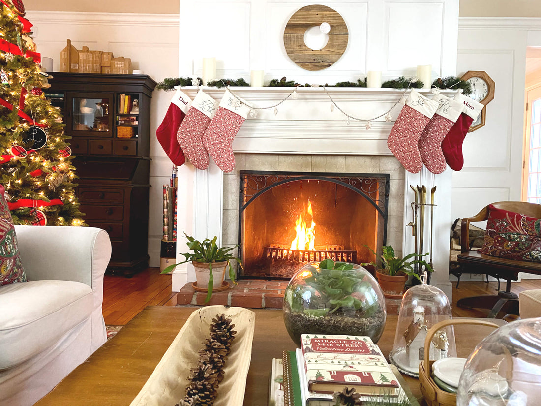 Tips to decorate your fireplace for the Christmas season
