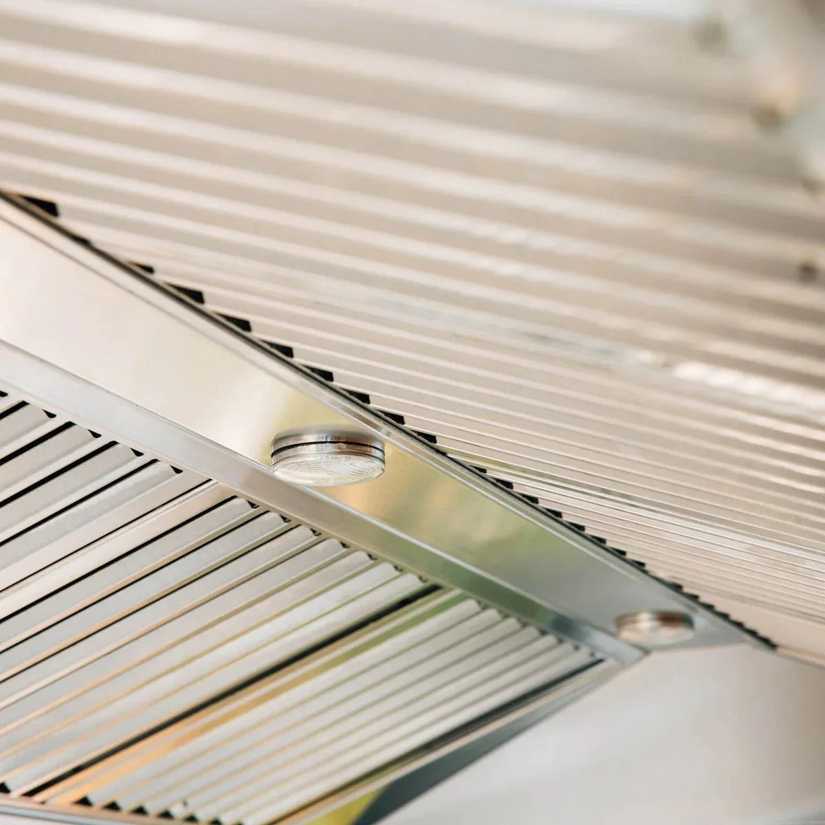 Outdoor Rated Vent Hood with 2,000 CFM Motor and Mounting Bracket VH-2