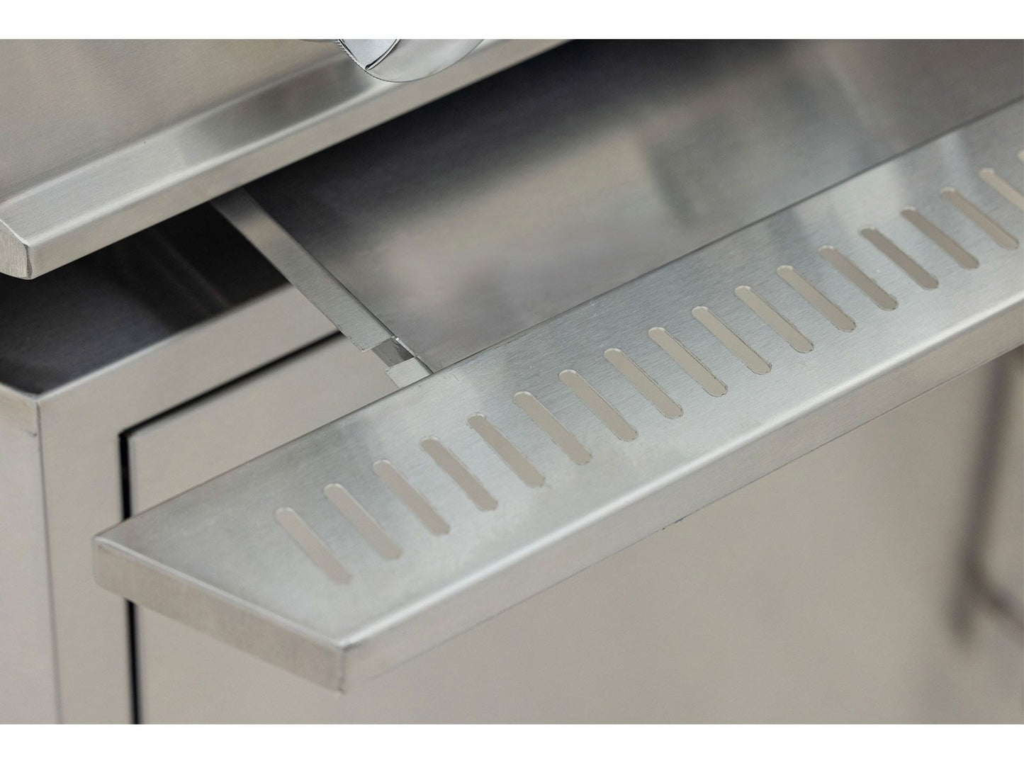 Blaze LTE PRO 40-Inch 5-Burner Natural Gas Grill — BLZ-5LTEPRO-NG